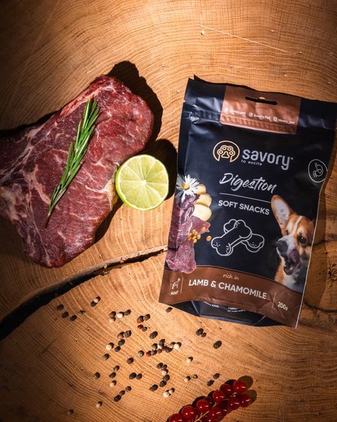 М'які ласощі Savory для покращення травлення собак, ягня та ромашка, 200 г Savory_31348 фото